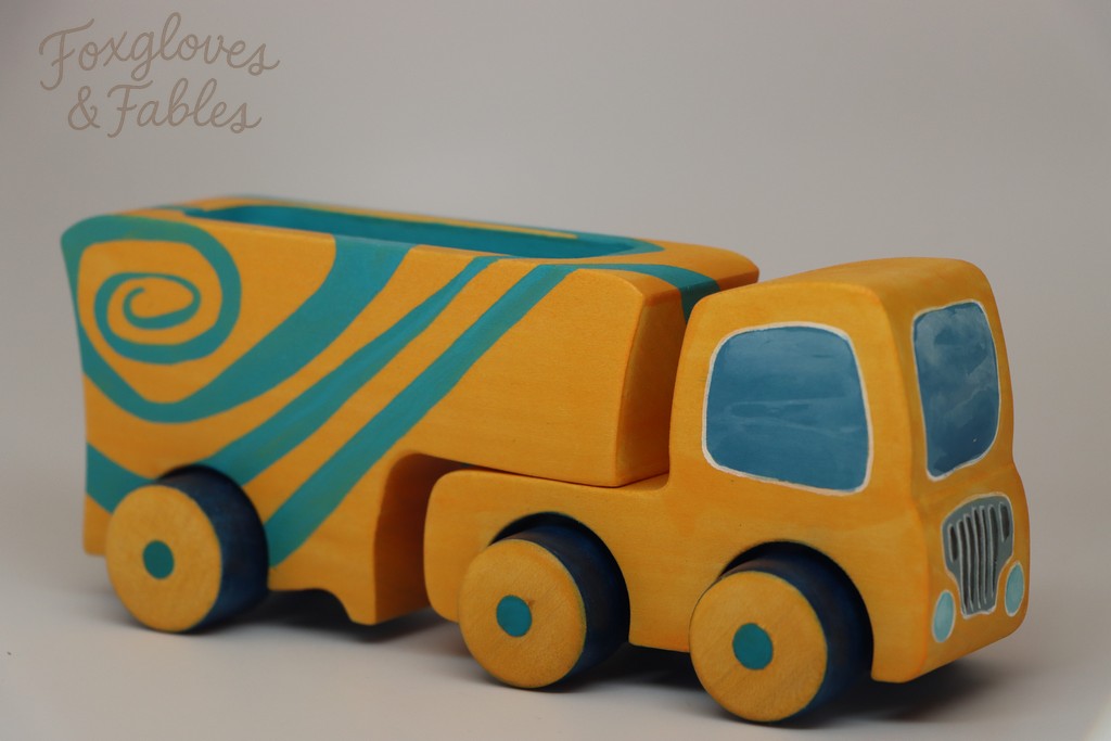 Dadu Semi Truck