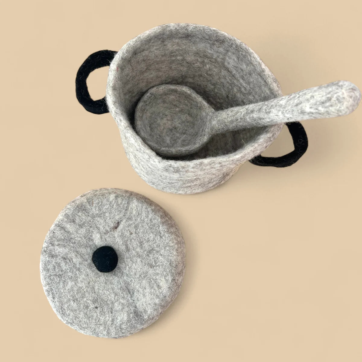 Pot with Lid & Ladle