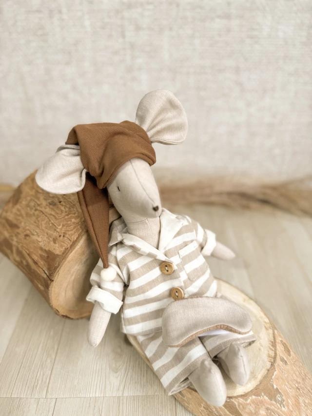 "George" the Sleeping Mouse