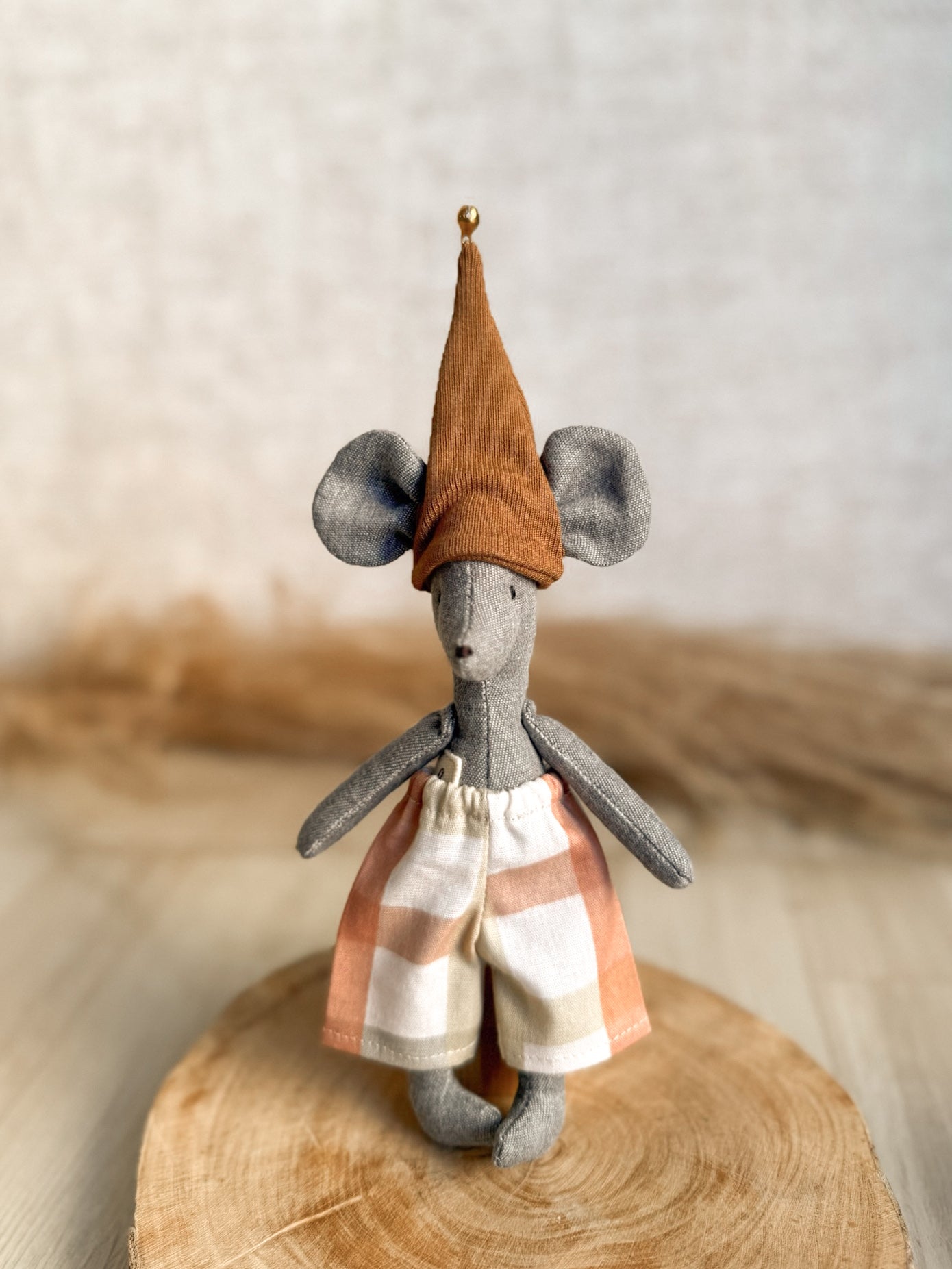 "George" the Mouse (Elf Version)