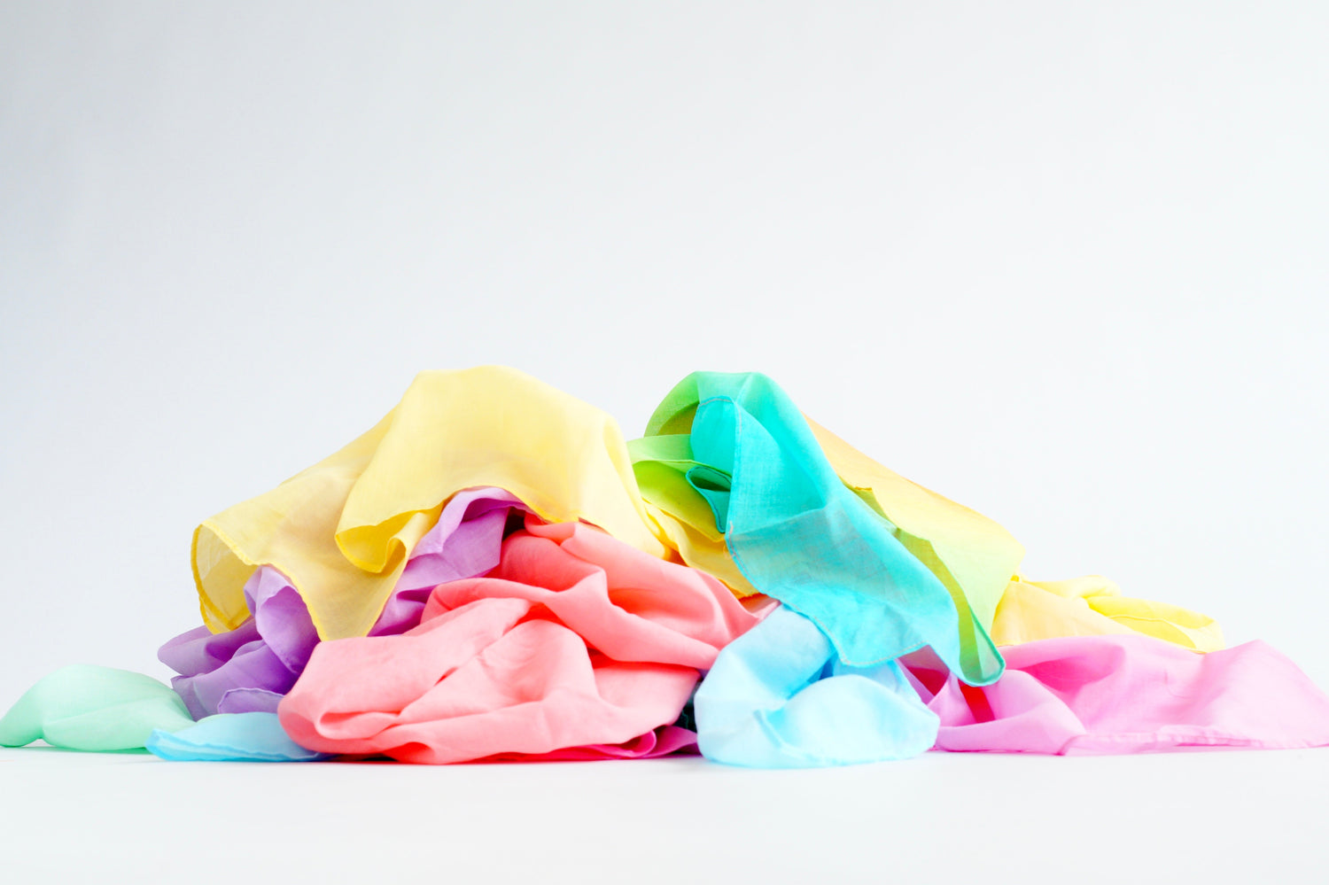 Laura's Play Cotton - Solid Colors