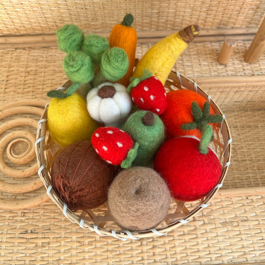 Farmers Market Produce Basket (Set of 12)