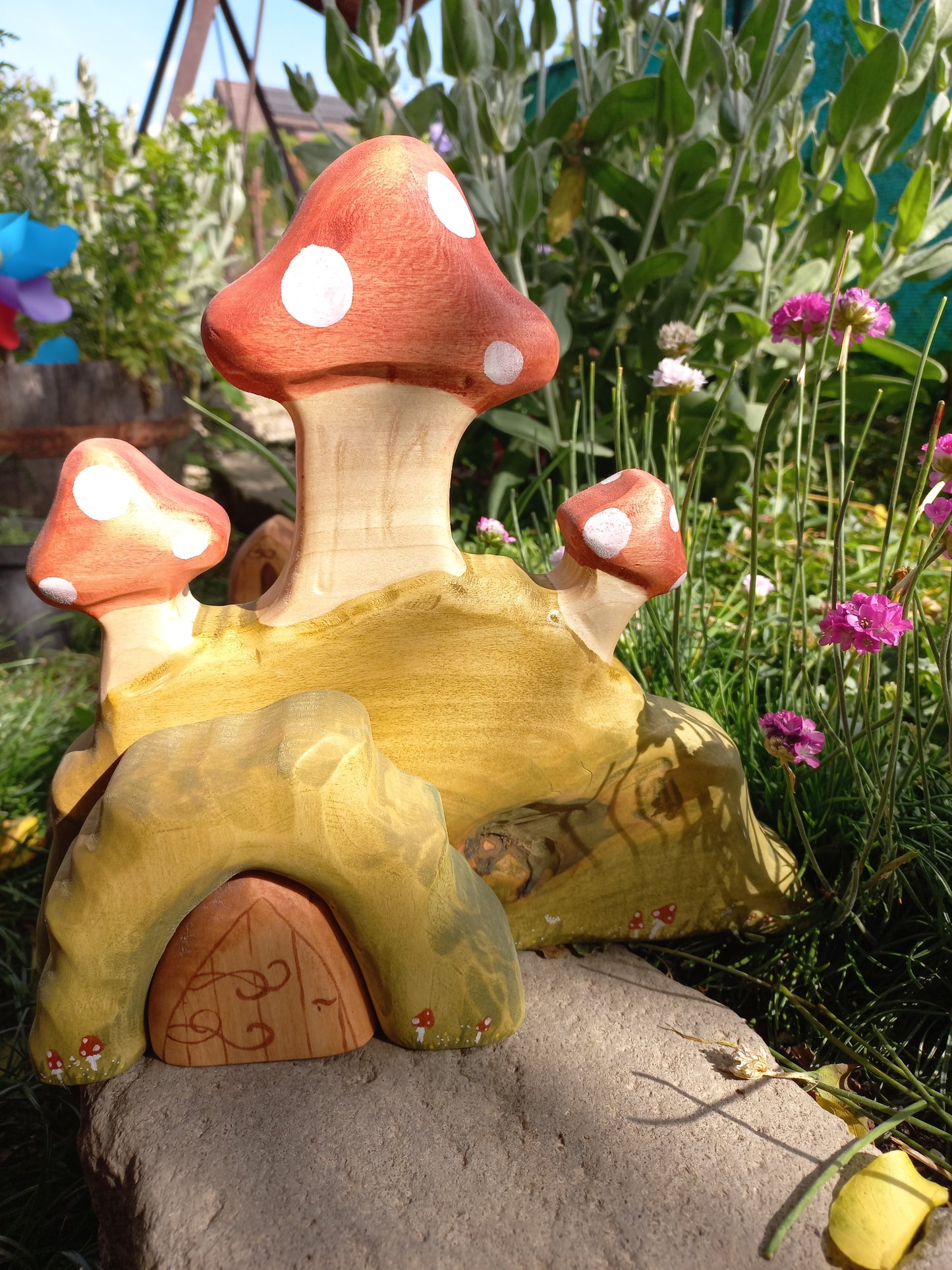 Triple Tiered Mushroom Cottage (3 Piece Set)