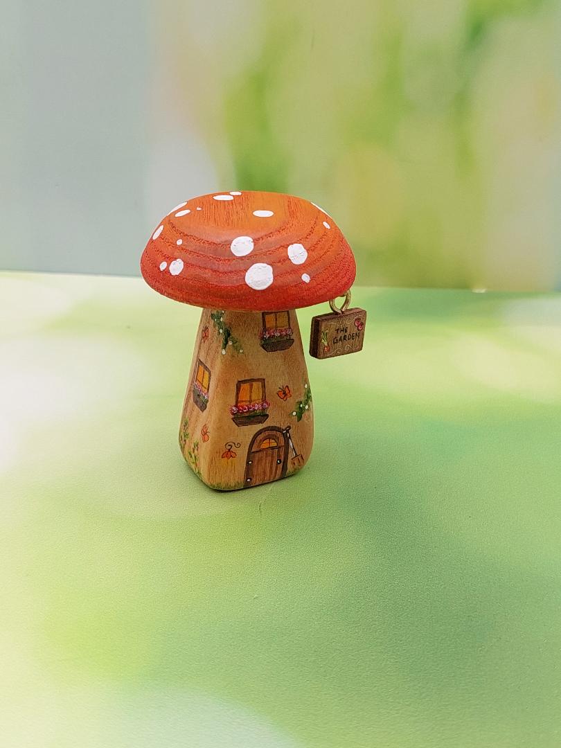 Miniature Mushroom Houses (Single Stem)