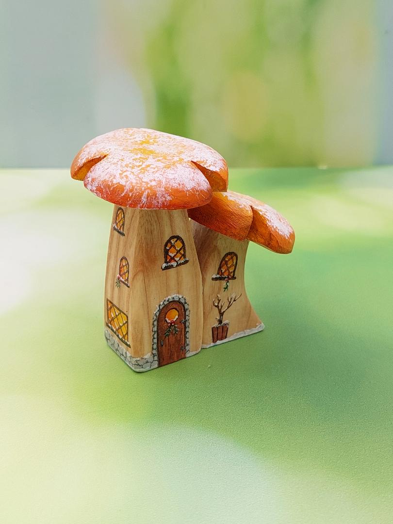Christmas Miniature Mushroom Houses (Double Stem)