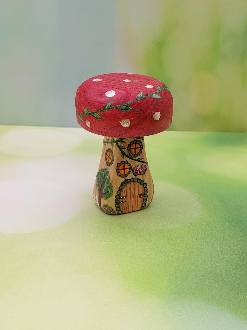 Miniature Mushroom Houses (Single Stem)
