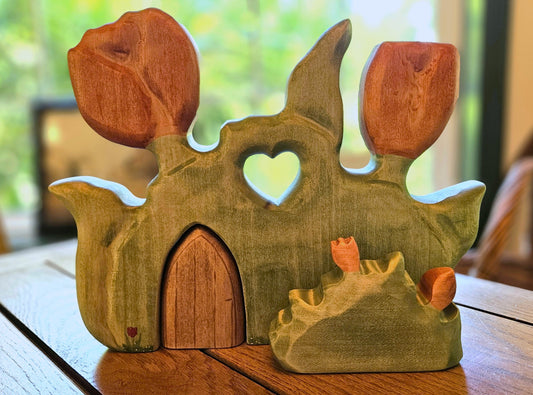 Large Tiered Tulip Cottage (3 Piece Set)