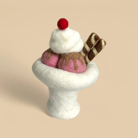 Strawberry Ice Cream Sundae
