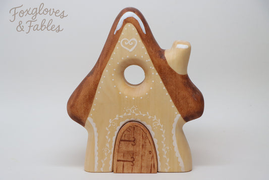 Small Gingerbread Cottage