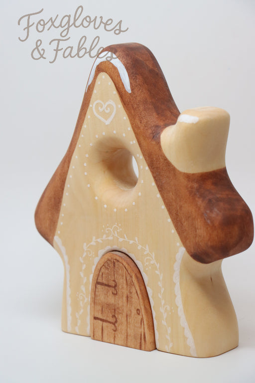 Small Gingerbread Cottage