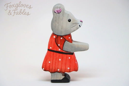 Mrs. Town Mouse