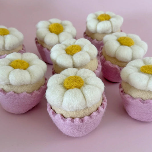 Felt Jumbo Daisy Muffin (with removable muffin case)