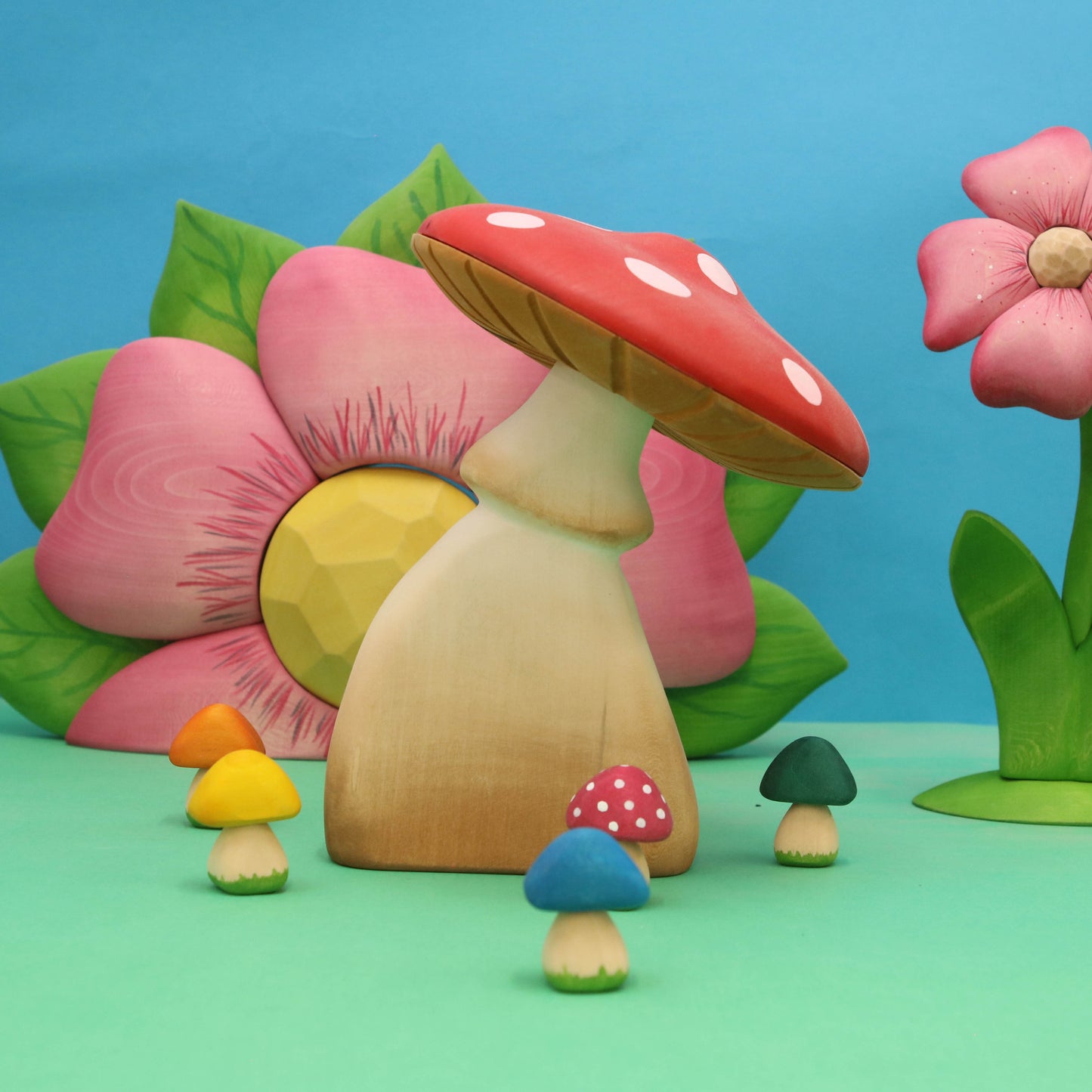 Set of 7 Mushrooms (With Base) *Pre-Order*