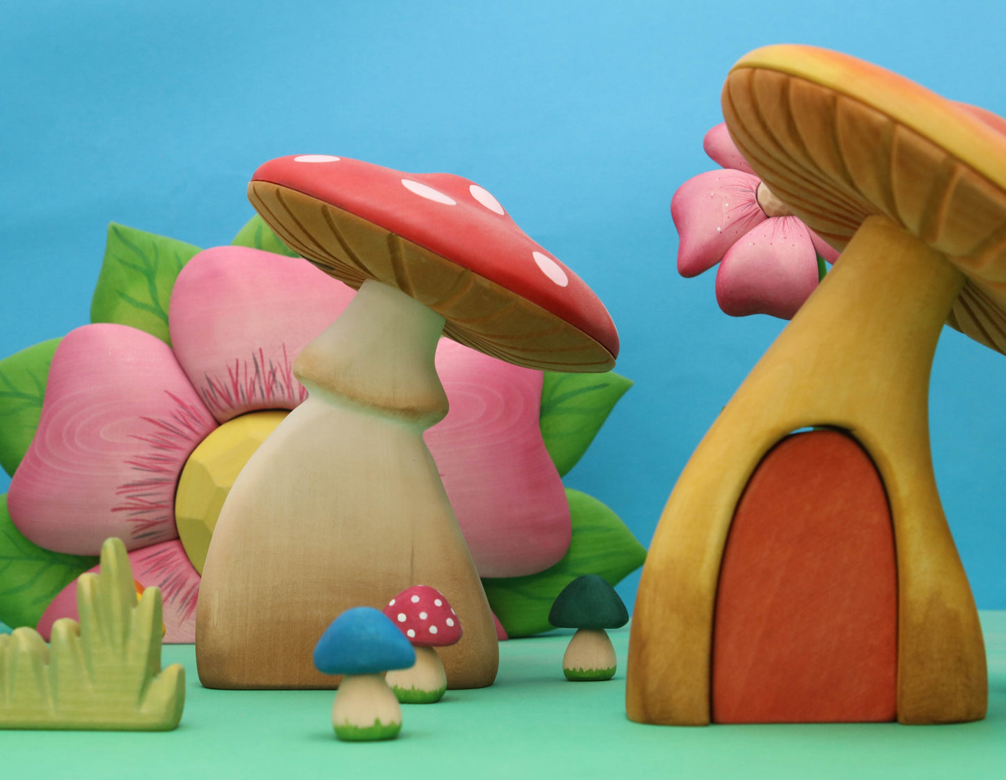 Large Toadstool With Door *Pre-Order*