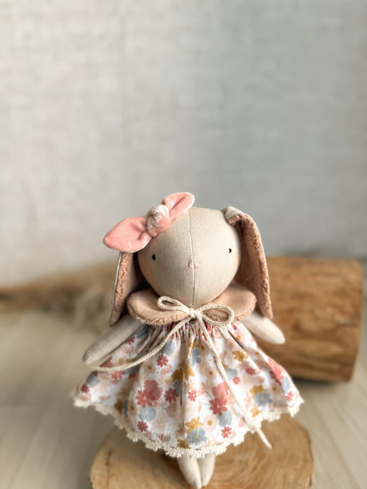 Zoe the Rabbit - "Pretty as a Picture"
