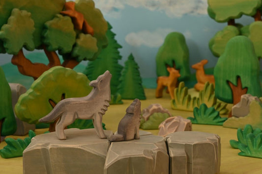 Wolf Cub (Howling) *Pre-Order*