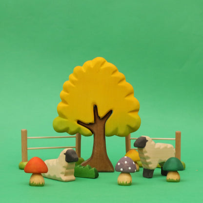 Yellow Oak Tree *Pre-Order*