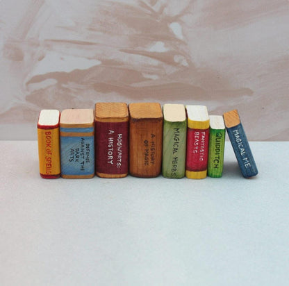 Harry Potter Houses and Miniatures (Limited Edition)