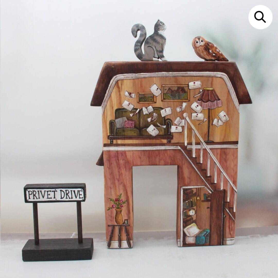 Harry Potter Houses and Miniatures (Limited Edition)