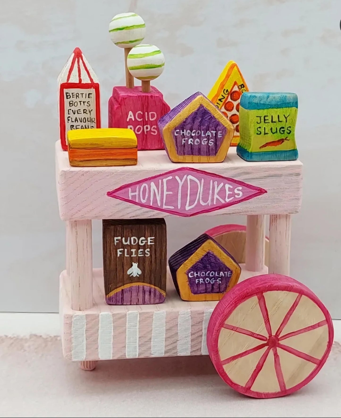 Harry Potter Houses and Miniatures (Limited Edition)